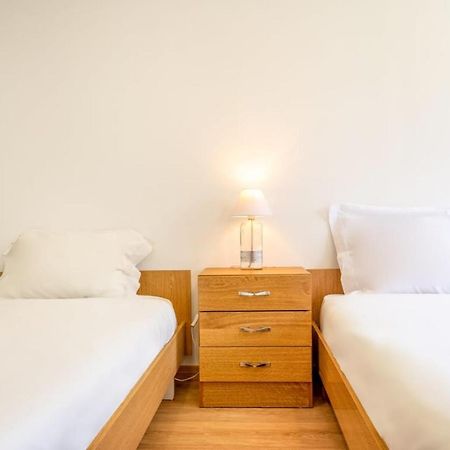 Guestready - Sweet Melody Near The Airport Apartment ลิสบอน ภายนอก รูปภาพ